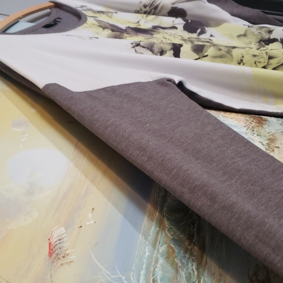 APT 9 XL long sleeve graphic t-shirt - Picture 6 of 9